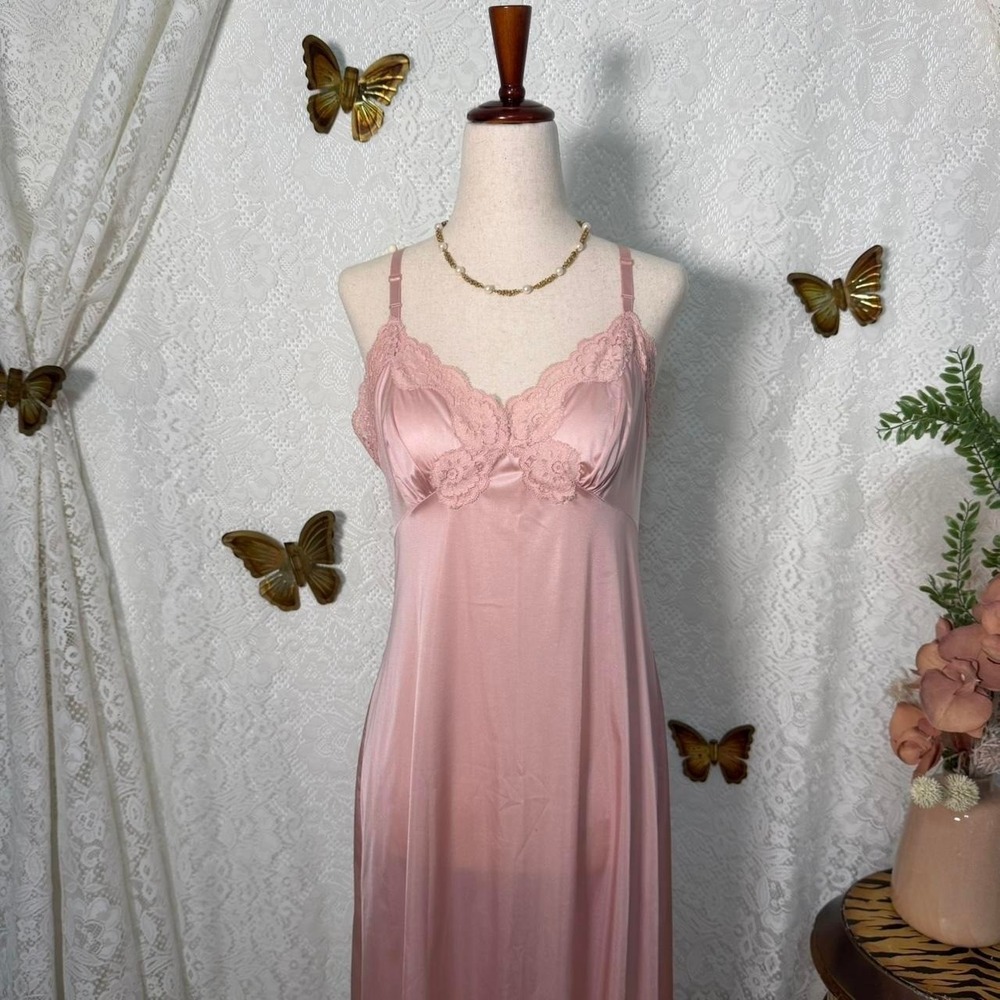 Baby Pink Satin Slip Dress With Lace Details - Picture 3 of 8